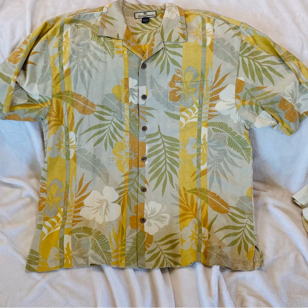 Tommy Bahama Tropical Floral Shirt